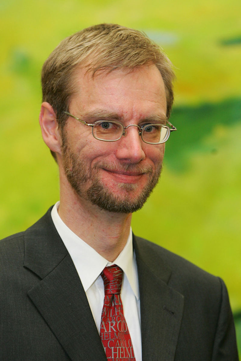 Professor Markus Pietzsch hat u.a. den bundesweit ersten universitären Master-Studiengang „Pharmaceutical Biotechnology“ an der MLU etabliert. Dafür erhielt er 2009 den Lehrpreis der VFF.
