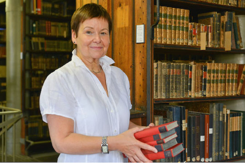 Project director Christine Eichhorn-Berndt checked 1.7 million volumes at the ULB (university and state library). Of those, 57,000 volumes were ultimately returned to their rightful owners.