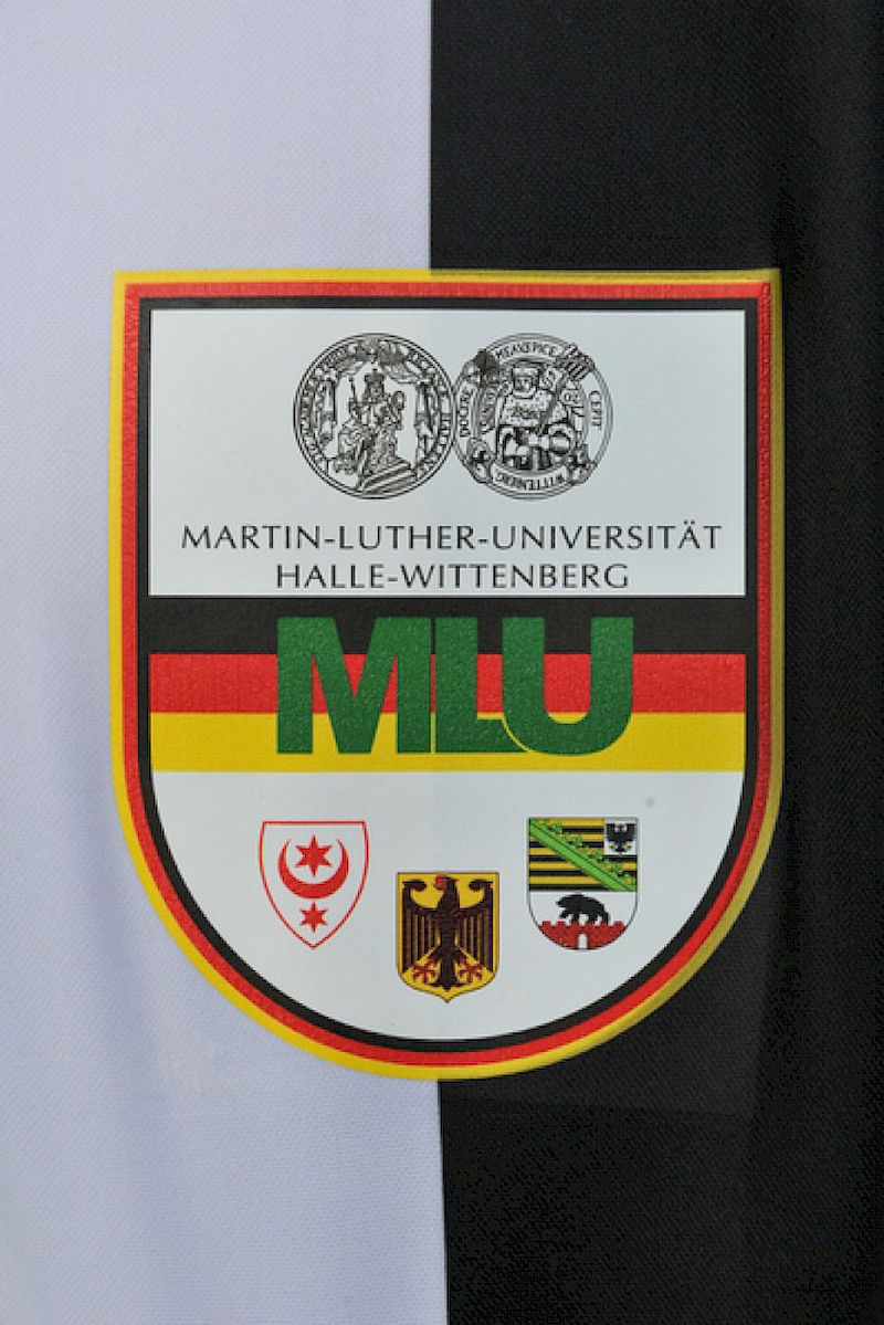 Aushängeschild: Auf der Brust zeigen die Spieler, dass sie Deutschland vertreten, von der MLU kommen – und zugleich Werbung für Stadt und Land machen möchten.
