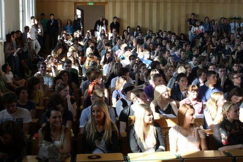 Volles Haus am ersten Tag.