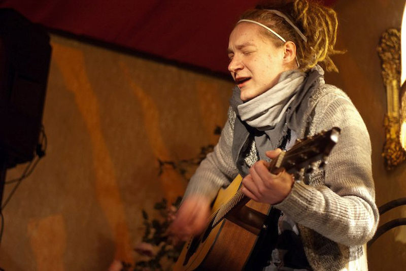 Der Sänger Jan Tschatschula schreibt noch immer traurige Liebeslieder.