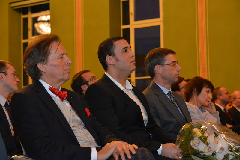 Amo-Preisträger Yassine Labidi beim Festakt in der Aula