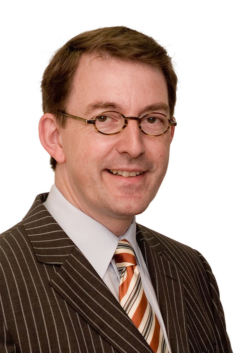 Winfried Kluth ist Professor für Öffentliches Recht. 
