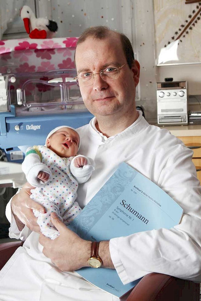 Zwischen Schumann-Partitur und Babygeschrei: Oberarzt Dr. Volker Thäle