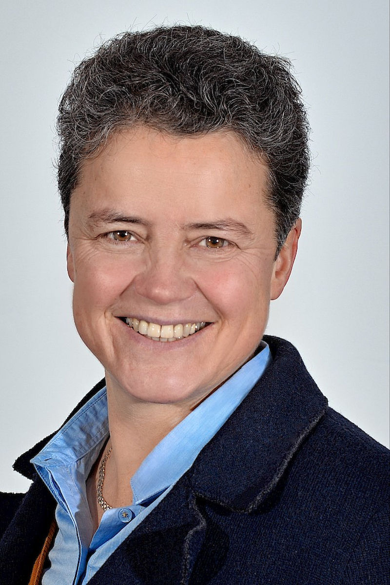 Dr. Lydia Hüskens