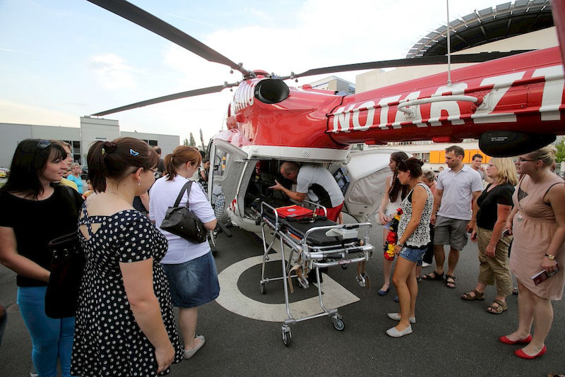 How does a rescue helicopter work?