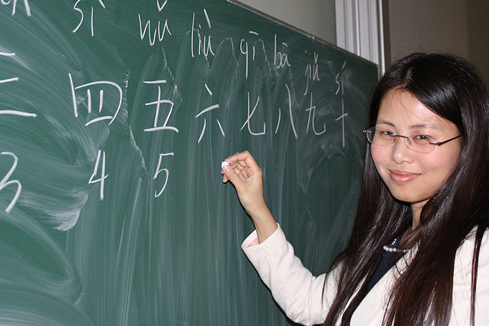 Seit April bringt Yiying Chen halleschen Studierenden Chinesisch bei.