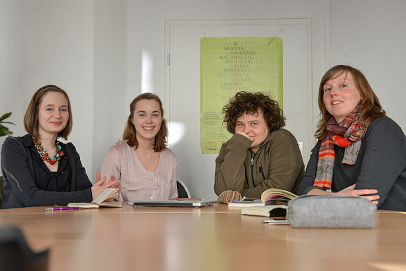 Mitglieder des AK "Refugees Welcome" im Stura.