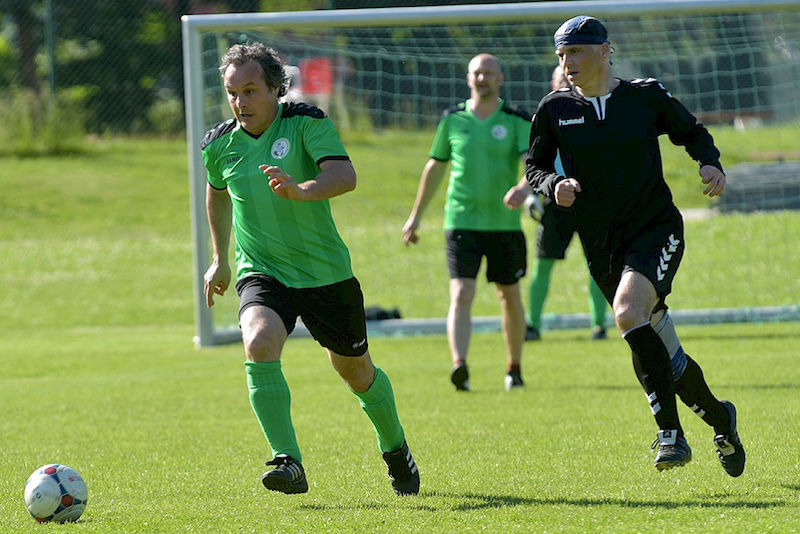 Das hallesche Team beim Fußballturnier der Professoren 2017 in Jena.