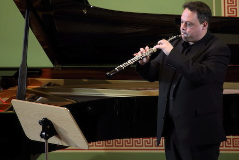 Nick Shay Deutsch an der Oboe