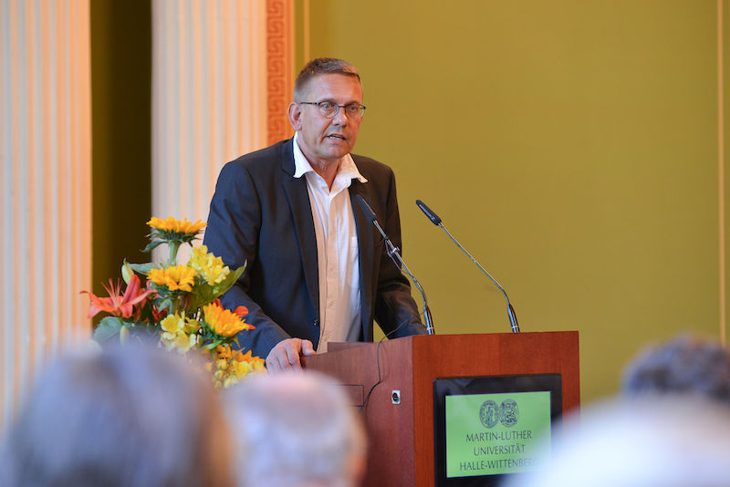 Friedemann Stengel berichtete von den Ergebnissen der Rektoratskommission.