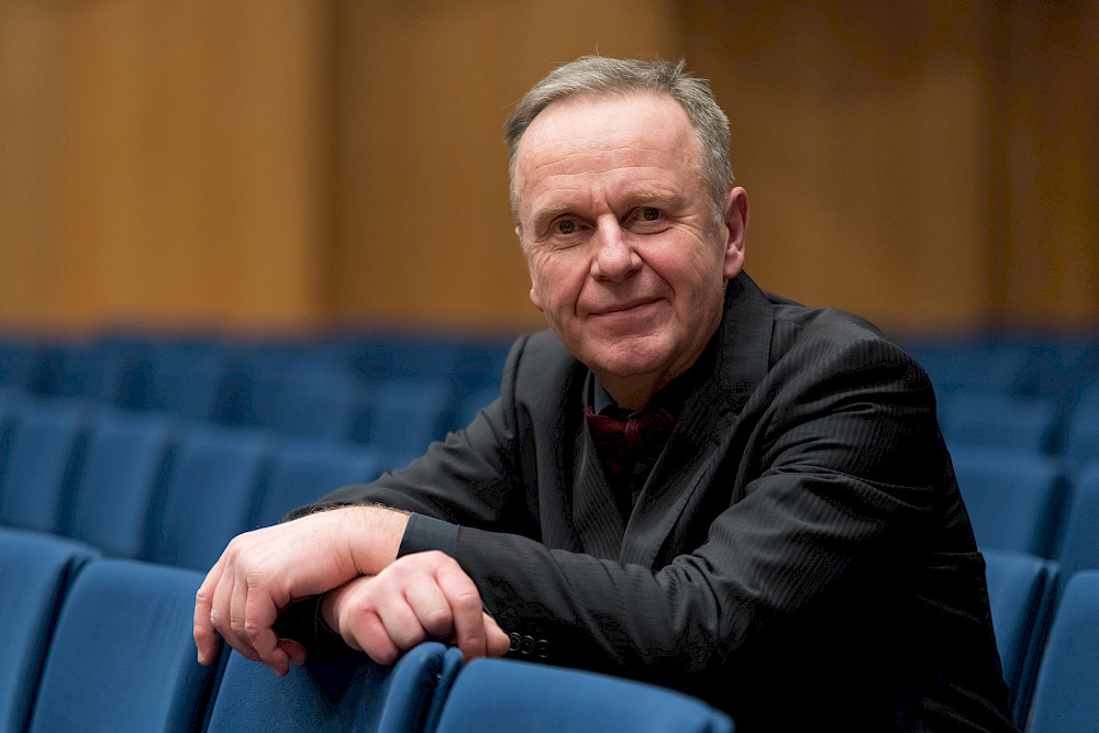 Matthias Erben geht nach 37 Jahren an der Spitze des Akademischen Orchesters in den Ruhestand.