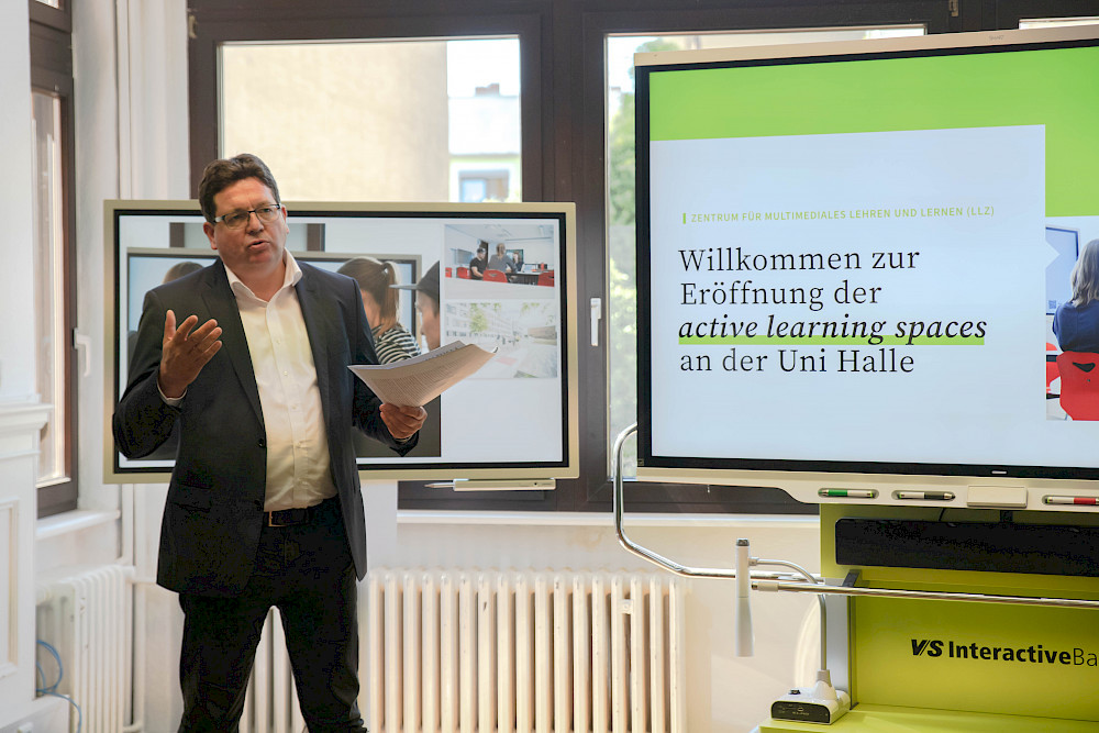 Rektor Christian Tietje bei der Eröffnung der Active-Learning-Spaces