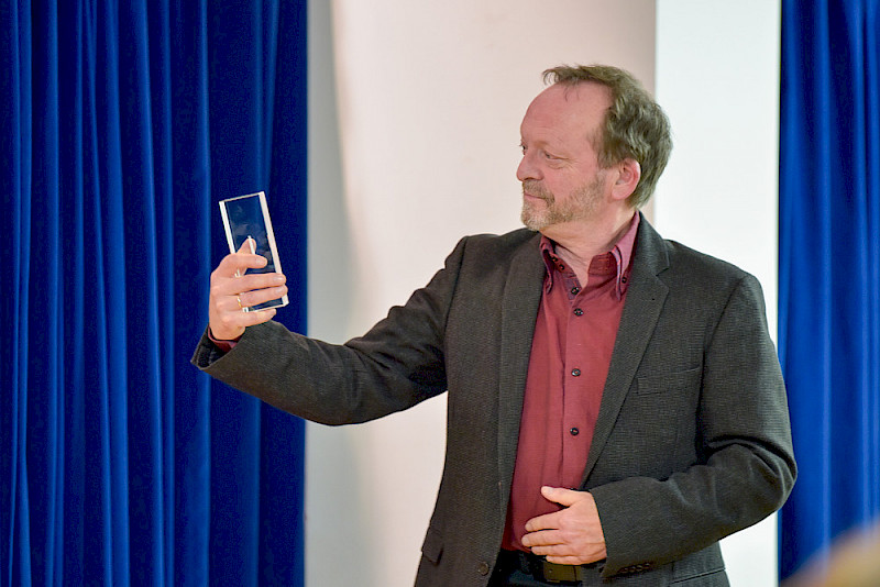 Darüber hinaus erhielt Georg Maas den Ehrenpreis der International Academy of Media & Arts.