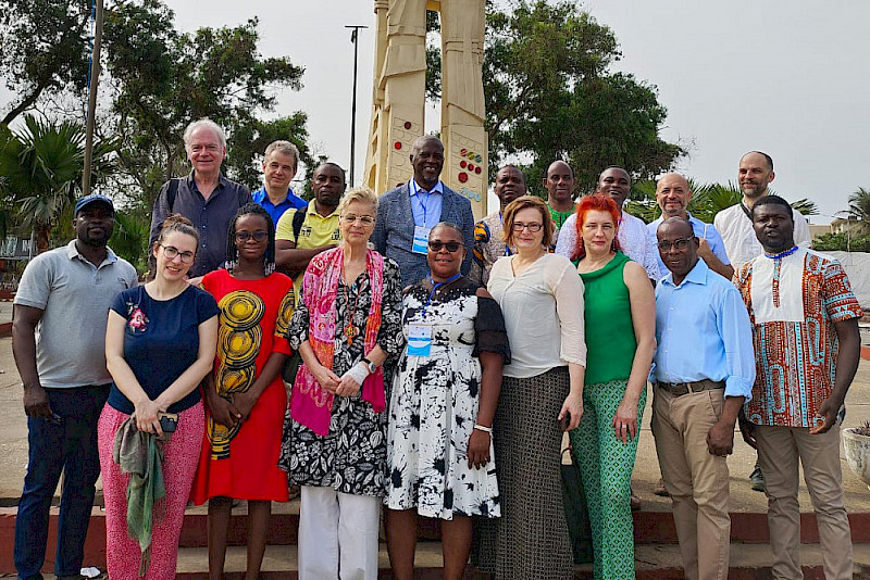 Gruppenfoto von Konferenzbeteiligten in Lomé