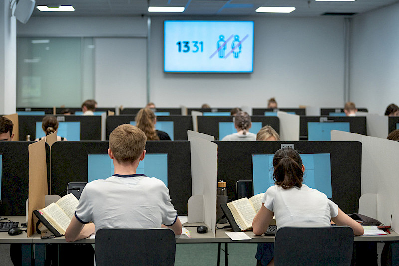 Im Prüfungscenter der MLU finden digitale Prüfungen statt.