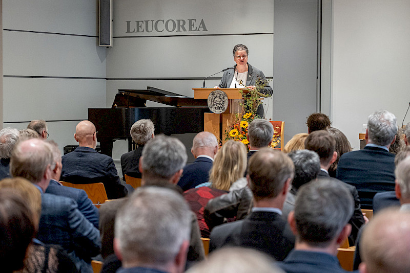 Rektorin Claudia Becker ordnete das Thema der Disputation aus der Perspektive der Hochschulleitung ein.