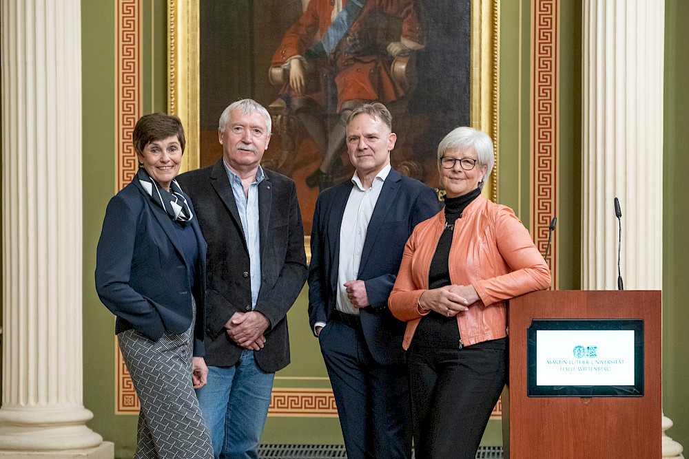 An der Spitze der VFF stehen nun die neue Präsidentin Katrin Rehschuh, Geschäftsführer Peter Wähner und die neu gewählten Präsidiumsmitglieder Jan Röder und Jutta Schubert (von links).
