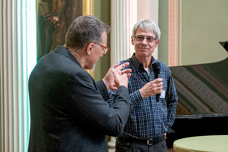 Volker Mörs (rechts) sprach für die Egon-Stiftung, die zu den neuen Förderern gehört.