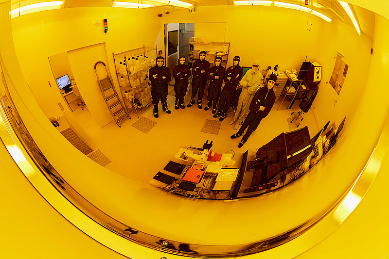 Der Reinraum an der MLU spielt für die Forschung des CCE-Teams eine wichtige Rolle.