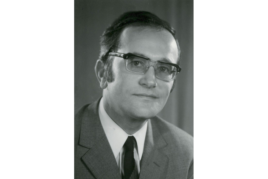 Alfred Schellenberger auf einem von der Leopoldina nach der Zuwahl erbetenen Foto, 1971